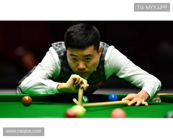 丁俊晖世锦赛首轮大胜吉尔伯特